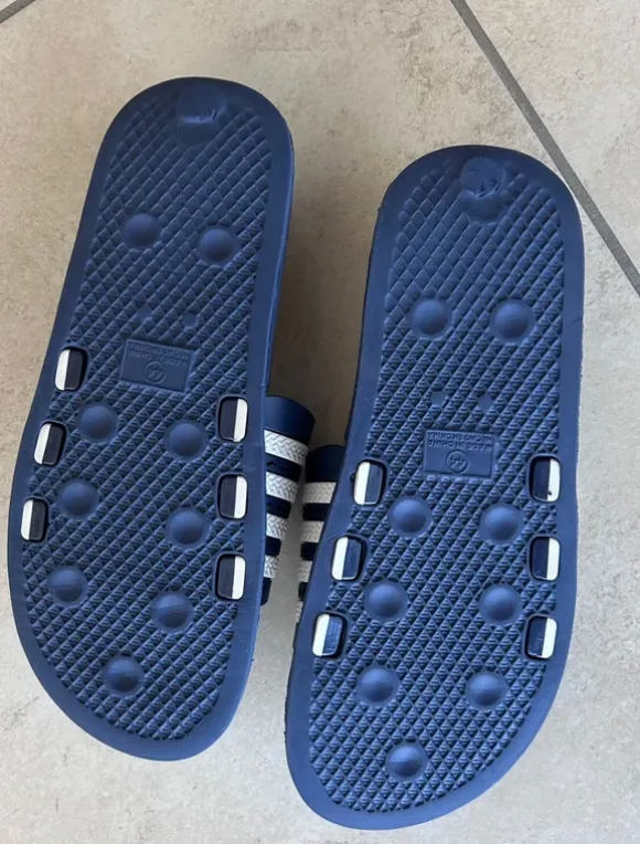 Badslippers m 44