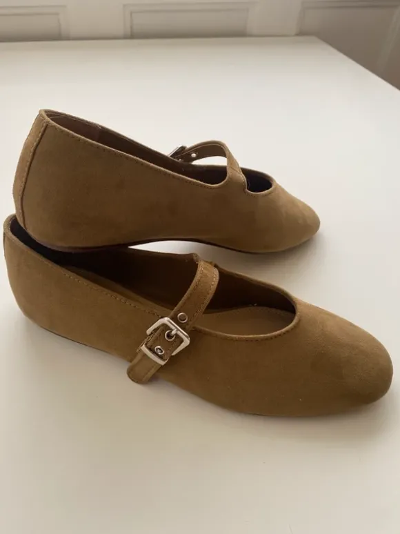 Ballerina 42 von H&M