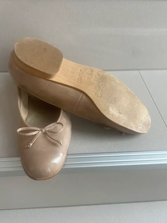 Ballerinas aus Lackleder von Gabor, Gr. 40