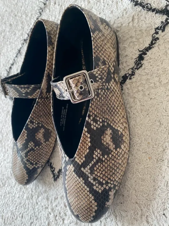 Ballerinas COS Gr. 40 snake neu
