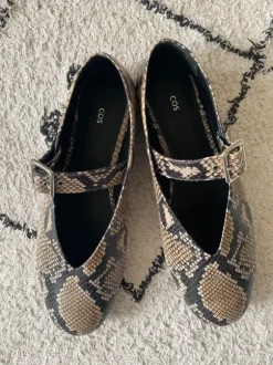 Ballerinas COS Gr. 40 snake neu
