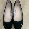 Ballerinas mit Schleife