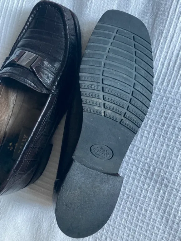 Bally vintage croc embossed loafers 38
