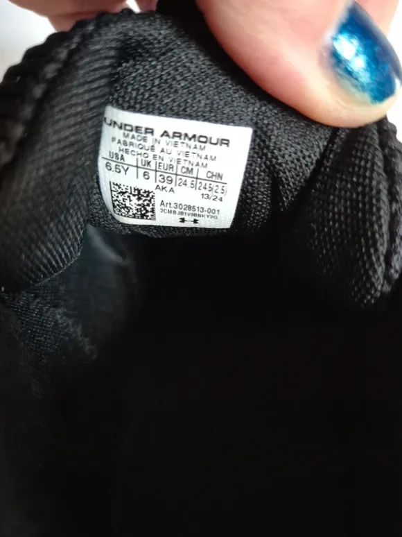 Basketball Schuhe Under Armour 39