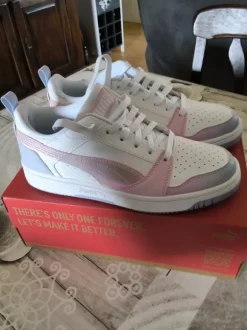 Baskets femmes, puma, neuves , 38