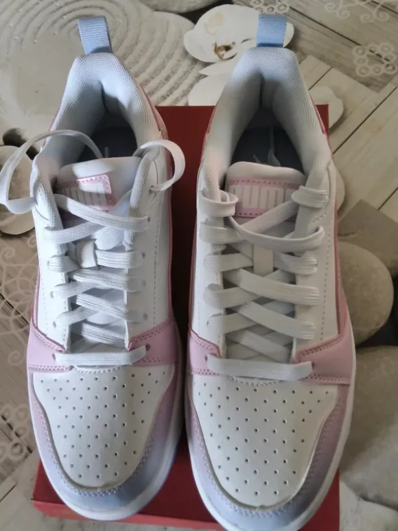 Baskets femmes, puma, neuves , 38