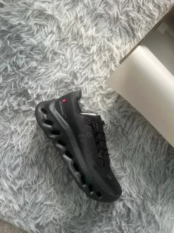 Baskets on cloud