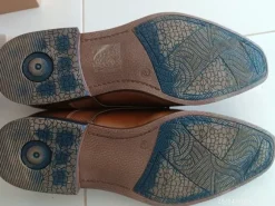 B.Blake Man classic shoes 42.