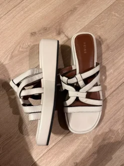 Beige Reiss leather mules, 41