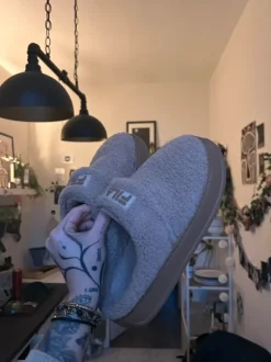 beige/braune fila schlappen
