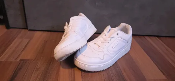 Bench Schuhe weiß