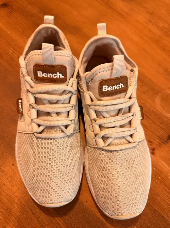 Bench Turnschuh