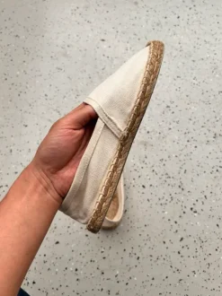 Bequeme beige Espadrilles aus Canvas