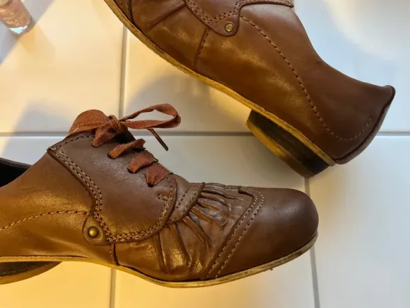 Berluskas Schuhe, braun Schnürsenkel, Leder Portugal