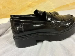 Bershka Schuhe loafer Schulmokassins 40 schwarz neu