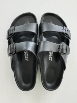 “Birkenstock” 44