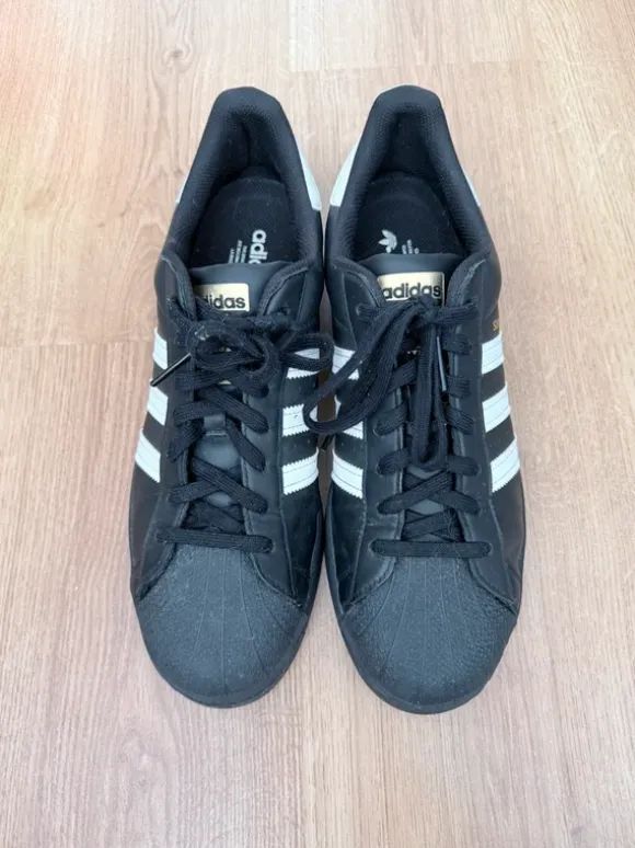 Black Adidas Superstar Sneakers