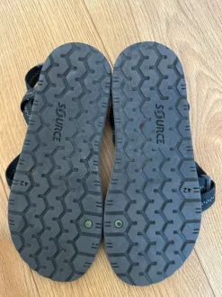 Black Source sandals size 42