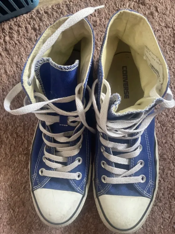 Blaue conserve chucks
