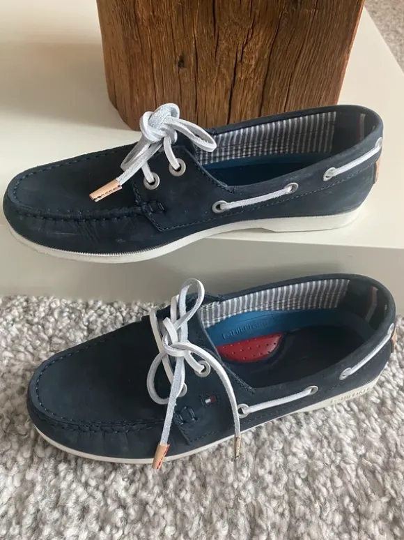 blaue Tommy Hilfiger Segel/Bootschuhe/Loafer