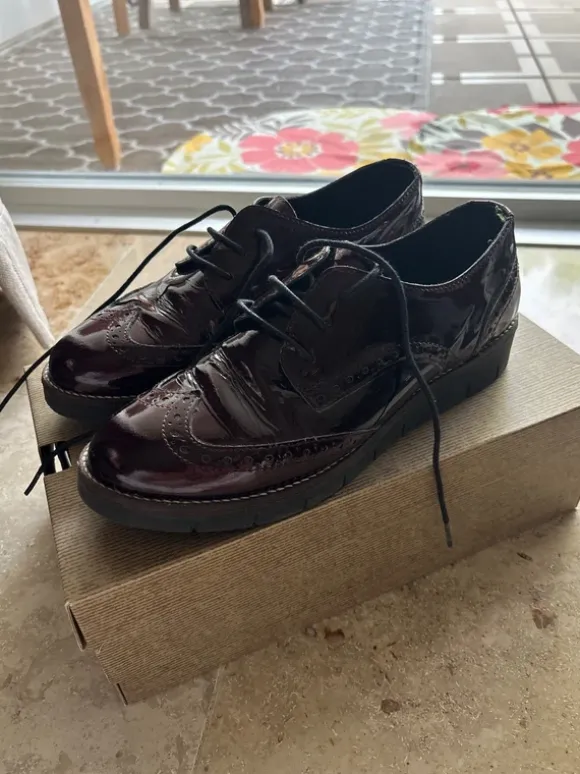 Bordeaux laké schoenen