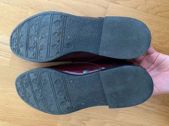 Bordeauxrote Lackschuhe Schnürer Gr. 38