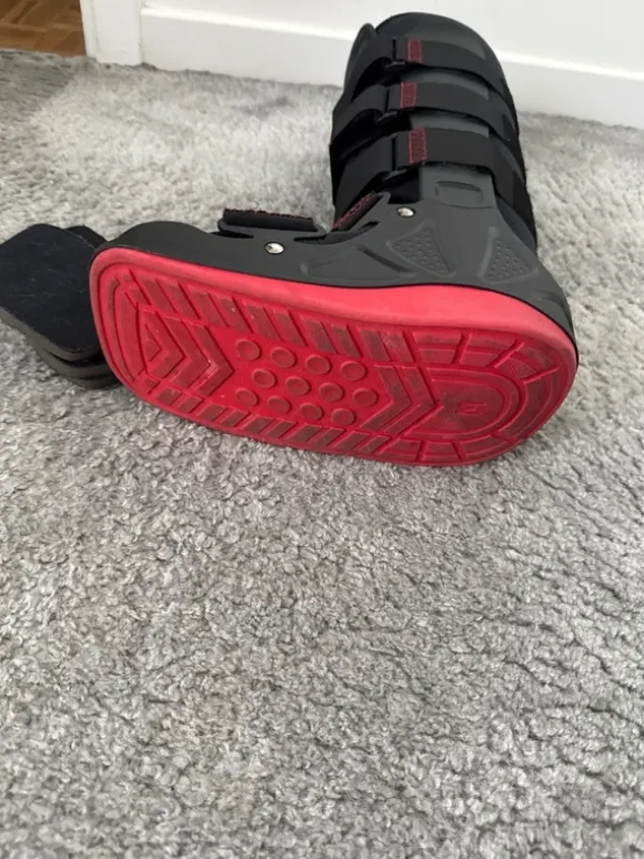 Botte orthopédique taille M 41-42