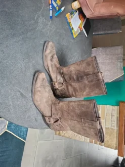 Bottes western brunes