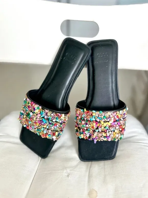 Boutique Pantolette mit Perlen und Strass