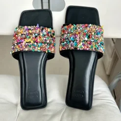 Boutique Pantolette mit Perlen und Strass