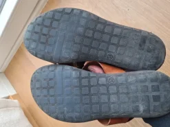 Brador sandals