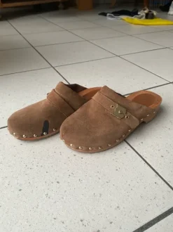 Braune Clogs von Leone
