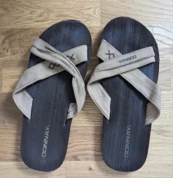 braune Flip Flops Pantolette Slipper von Donnay in Größe 44
