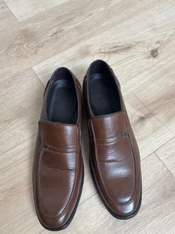 braune Herrenschuhe in sehr gutem Zustand