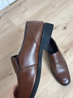 braune Herrenschuhe in sehr gutem Zustand