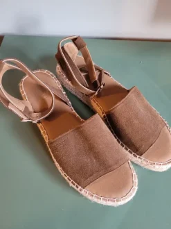 Braune Leder Sandalen Esprit Espadrilles