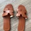 braune Sandaletten