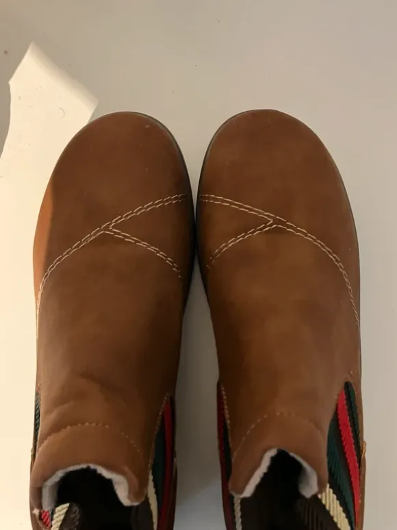 Braune Schuhe