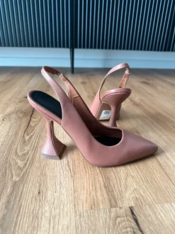 Brauner High Heel 39