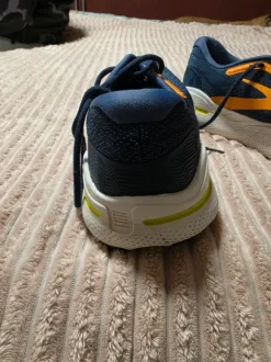 Brooks Ghost Max – Maat 44 – Uitstekende Staat!