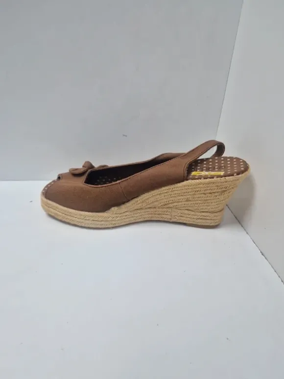 Bruine espadrilles blue box maat 40