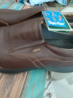 Bruine mannenschoenen nieuw