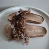 Bruine Sandalen Met Veren Strategia