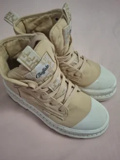 Buffalo Boots Vegan Beige EUR 39