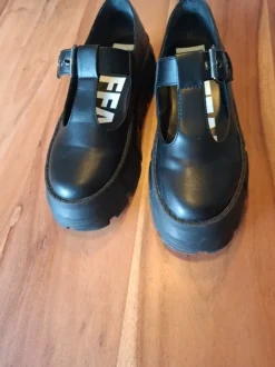 Buffalo Schuhe Gr 40