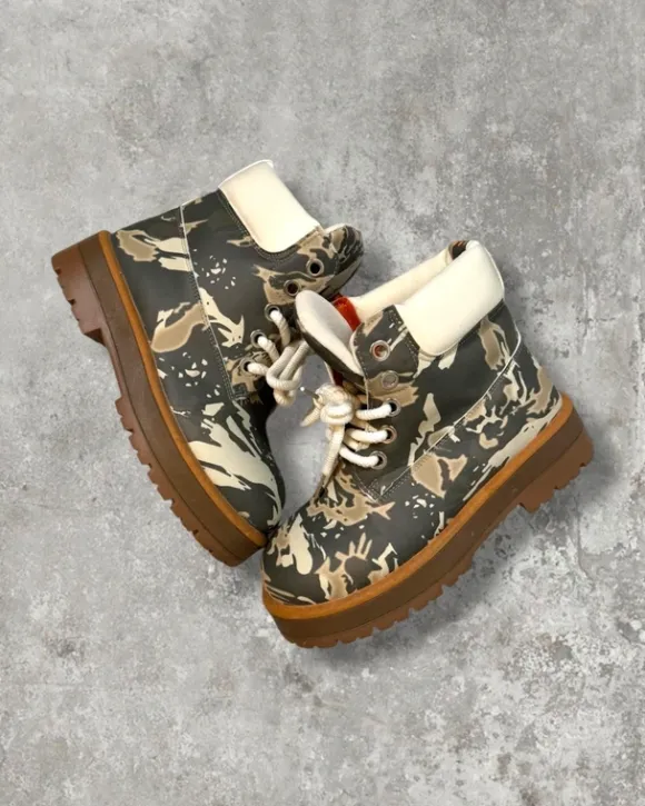 Camouflage Boots