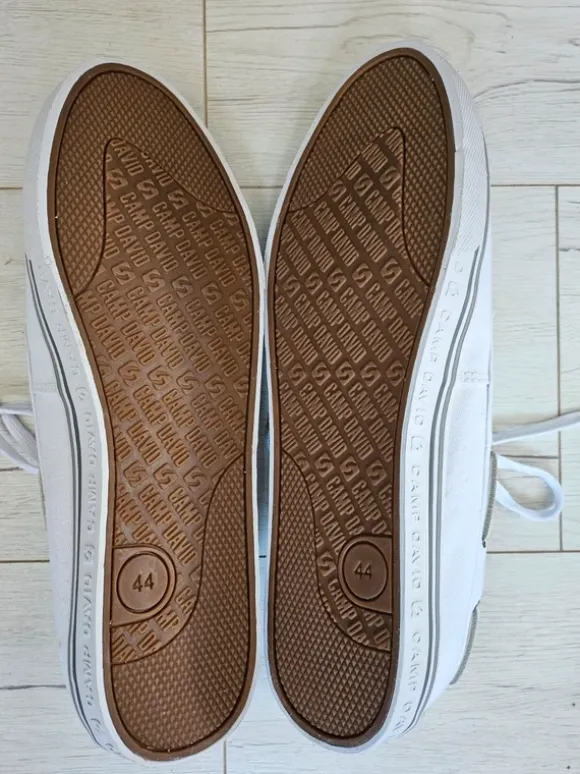 Camp David Bootsschuhe / Segelschuhe - neu & ungetragen - Gr. 44 - Weiß