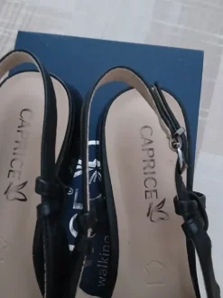 Caprice slingback