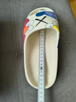 Cartoon Comic Slipper Schlappen Slides Sandalen Badenlatschen 39