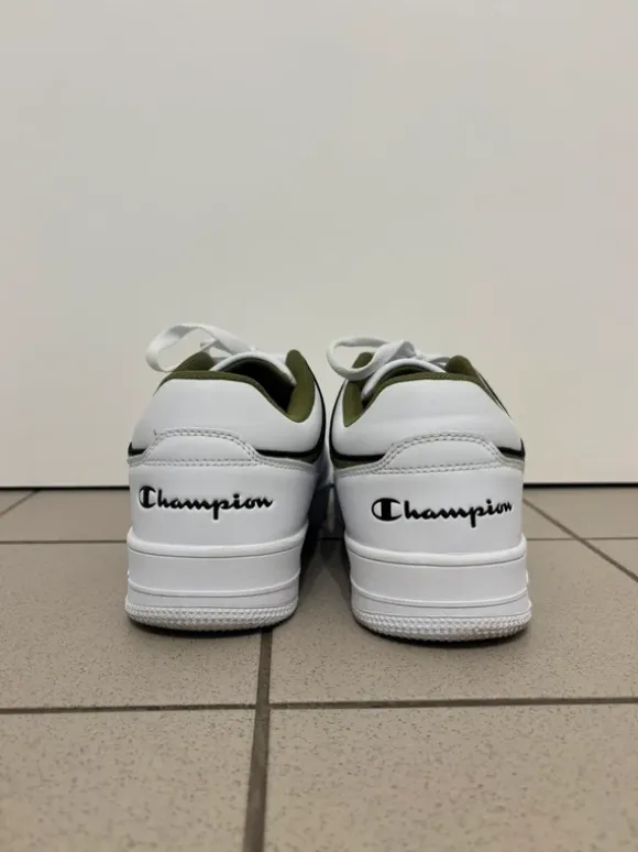 Champion RD18 Low Sneacker Weiß/Olive